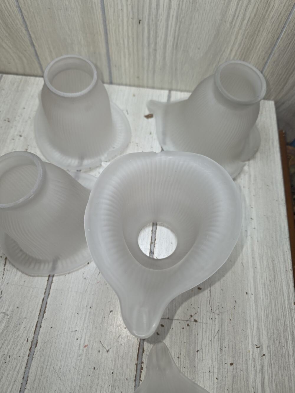 Vtg Glass Flower Light Fixture Calla Lily Shade Frosted White Set Of 4 Ribbed